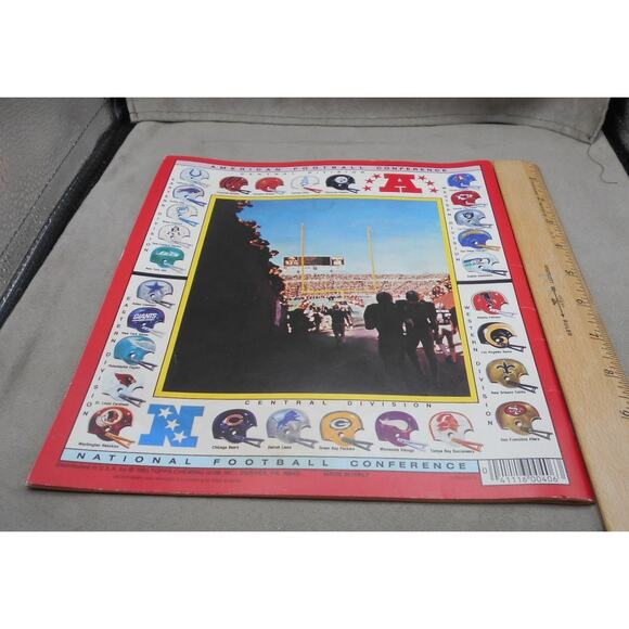 1983 Topps NFL Football Sticker Album Unused Condition Vintage - Picture 2 of 7